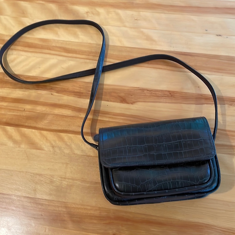 Liz Claiborne brown textured small crossbody bag